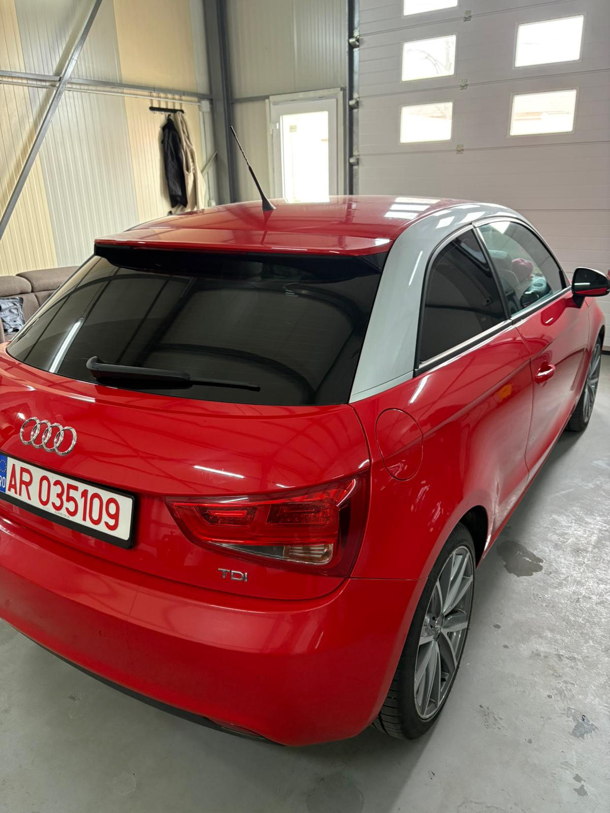 Folii Auto Audi A1 Rosu