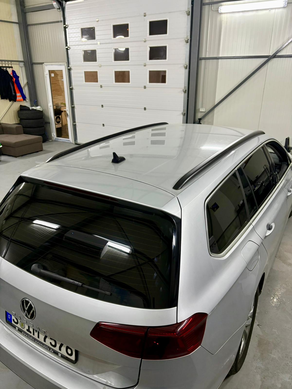 Folii Auto VW Passat Variant Alb
